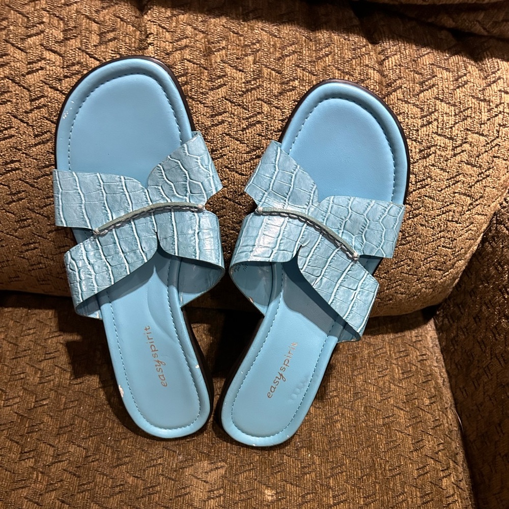 Easy Spirit blue slides